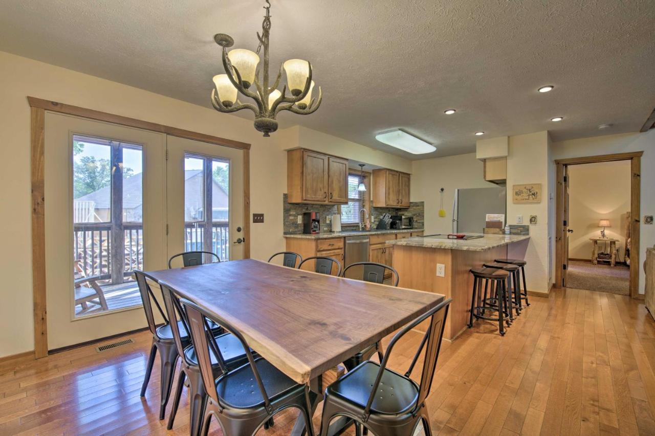 Cozy Rustic River Lodge Family Retreat Near Sdc! Branson Bagian luar foto